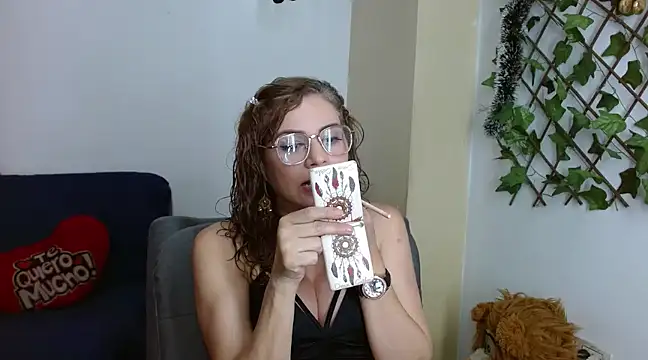 Snapshot of _melisaa_ chatting on 12/16/24, 07:32 melisaa online show from 12/16/24, 07:32
