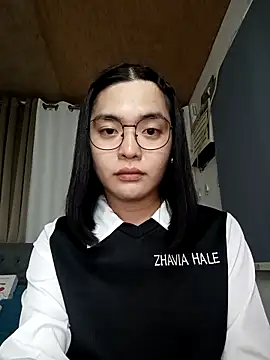 Snapshot of zhaviahale21 chatting on 03/17/26, 07:39 zhaviahale21 online show from 03/17/26, 07:39
