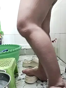 Mimi18x online show from 03/10/25, 07:53