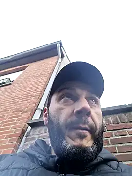 Cem-aus-Nrw-Krefeld online show from 02/03/25, 08:35