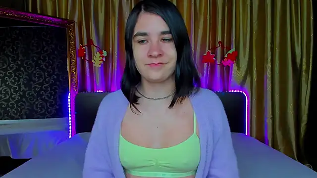  Polly Love  online show from 11/20/25, 07:19