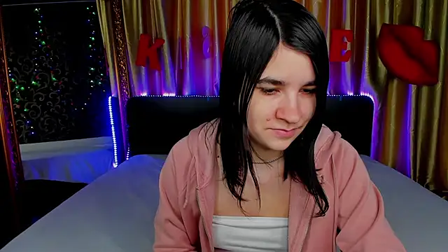  Polly Love  online show from 02/23/26, 07:17