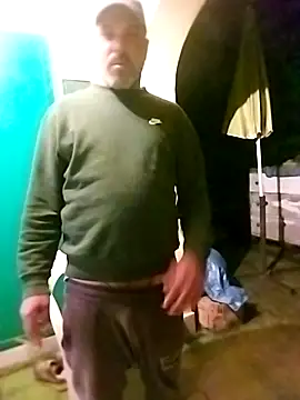 affascino online show from 04/17/26, 07:39