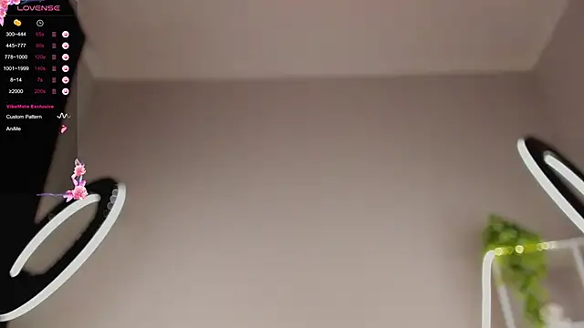 Lili Roze  online show from 01/31/25, 12:39