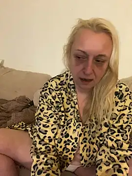 Melinastarr online show from 02/04/26, 05:35