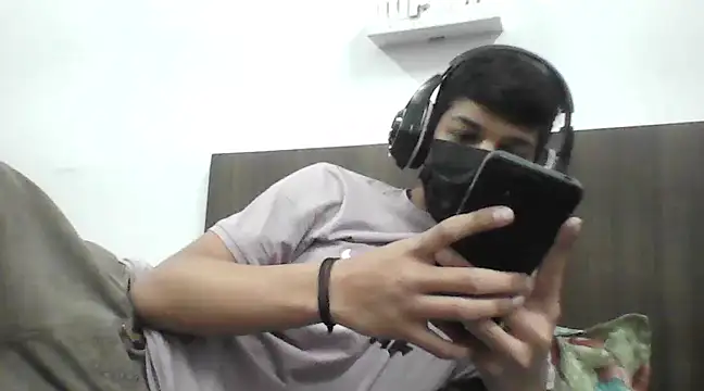 Snapshot of kartikisaredflag chatting on 02/01/25, 05:47 kartikisaredflag online show from 02/01/25, 05:47