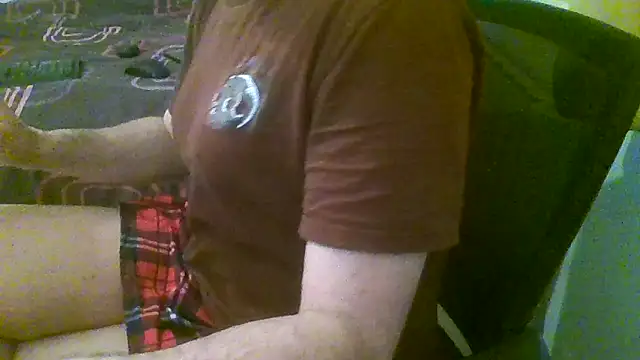 AshWinter online show from 12/11/24, 12:34