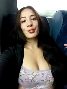 Snapshot of SAMANTHA-16_ chatting on 12/07/24, 01:18 SAMANTHA-16 online show from 12/07/24, 01:18