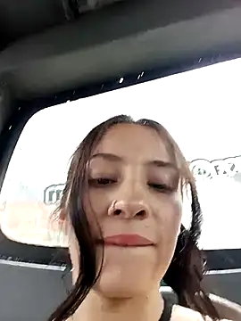 Snapshot of SAMANTHA-16_ chatting on 12/10/24, 05:00 SAMANTHA-16 online show from 12/10/24, 05:00