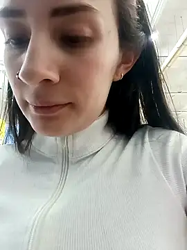 Snapshot of SAMANTHA-16_ chatting on 01/18/25, 05:15 SAMANTHA-16 online show from 01/18/25, 05:15