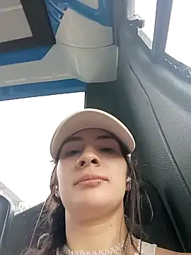 Snapshot of SAMANTHA-16_ chatting on 01/30/25, 08:10 SAMANTHA-16 online show from 01/30/25, 08:10