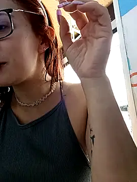 Snapshot of SAMANTHA-16_ chatting on 02/25/25, 04:31 SAMANTHA-16 online show from 02/25/25, 04:31