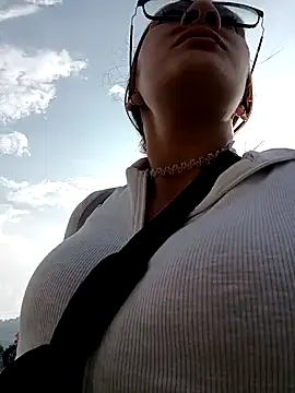 Snapshot of SAMANTHA-16_ chatting on 02/26/25, 09:37 SAMANTHA-16 online show from 02/26/25, 09:37