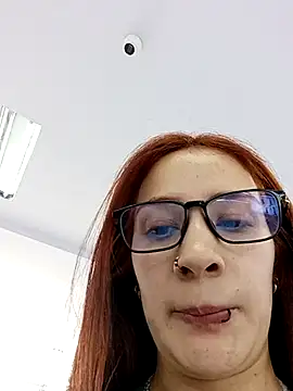 Snapshot of SAMANTHA-16_ chatting on 03/06/25, 04:49 SAMANTHA-16 online show from 03/06/25, 04:49