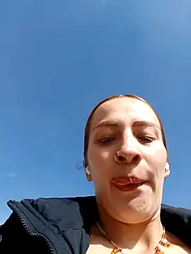 Snapshot of SAMANTHA-16_ chatting on 09/13/25, 01:44 SAMANTHA-16 online show from 09/13/25, 01:44