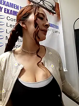 Snapshot of SAMANTHA-16_ chatting on 03/05/26, 12:45 SAMANTHA-16 online show from 03/05/26, 12:45