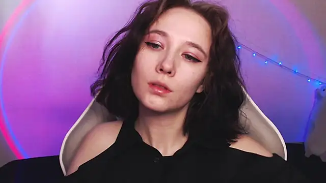 Robin yourss online show from 03/07/25, 07:52