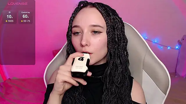 Robin yourss online show from 03/21/25, 04:07