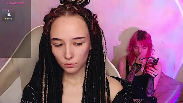 Robin yourss online show from 11/23/25, 01:22