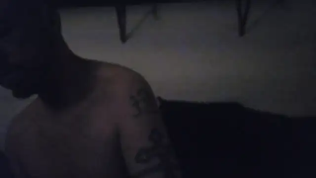 Snapshot of nakedtony81 chatting on 06/04/26, 04:24 nakedtony81 online show from 06/04/26, 04:24