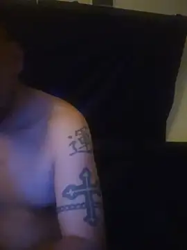 Snapshot of nakedtony81 chatting on 06/14/26, 09:50 nakedtony81 online show from 06/14/26, 09:50