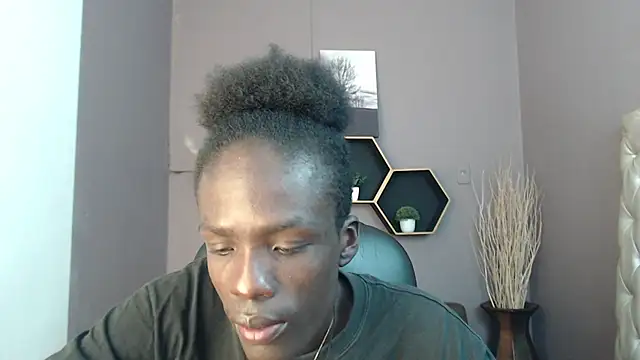 Snapshot of chombo_ath chatting on 01/14/25, 07:43 chombo ath online show from 01/14/25, 07:43