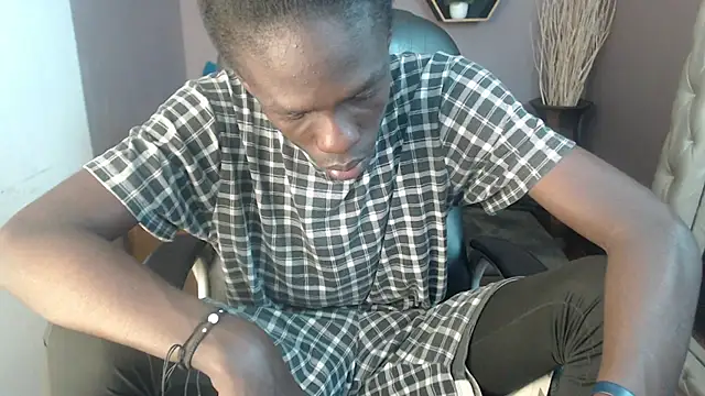 Snapshot of chombo_ath chatting on 01/20/25, 10:04 chombo ath online show from 01/20/25, 10:04