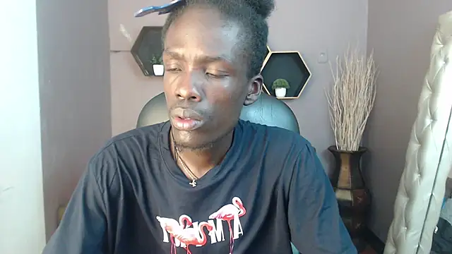 Snapshot of chombo_ath chatting on 01/30/25, 01:44 chombo ath online show from 01/30/25, 01:44