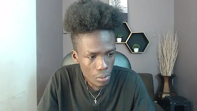 Snapshot of chombo_ath chatting on 03/04/25, 07:22 chombo ath online show from 03/04/25, 07:22