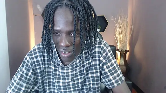 Snapshot of chombo_ath chatting on 03/14/25, 08:17 chombo ath online show from 03/14/25, 08:17