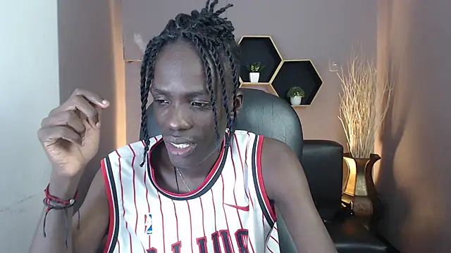 Snapshot of chombo_ath chatting on 03/20/25, 06:53 chombo ath online show from 03/20/25, 06:53