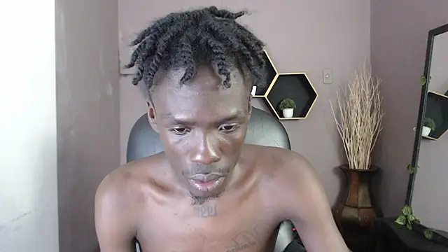 Snapshot of chombo_ath chatting on 09/12/25, 07:36 chombo ath online show from 09/12/25, 07:36