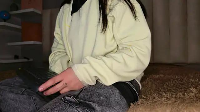 Megan mooree  online show from 03/16/26, 12:42