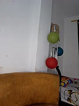 Snapshot of Antonella2_m chatting on 03/20/25, 05:58 Antonella2 m online show from 03/20/25, 05:58