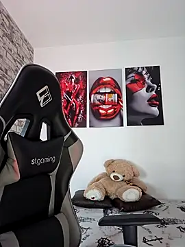 Snapshot of Antonella2_m chatting on 09/13/25, 12:05 Antonella2 m online show from 09/13/25, 12:05