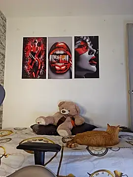 Snapshot of Antonella2_m chatting on 11/25/25, 05:02 Antonella2 m online show from 11/25/25, 05:02