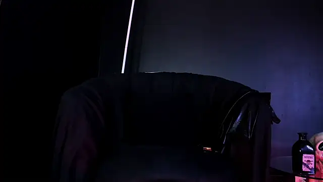 Agnes jones  online show from 03/18/25, 12:16