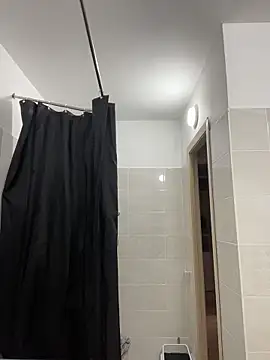 Holly Molii online show from 04/20/26, 01:08