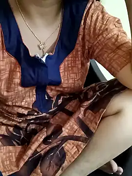 yourtamilcouple online show from 01/28/25, 11:17