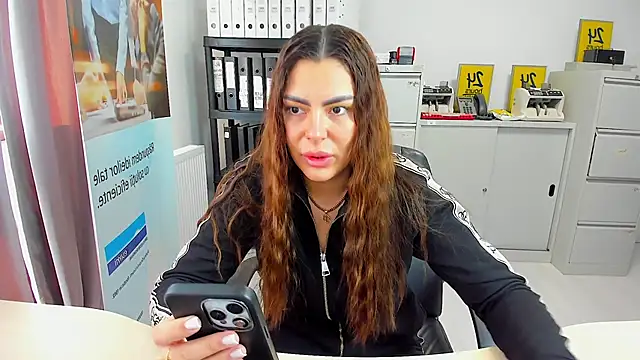 kilenyapatrice online show from 02/09/25, 01:46