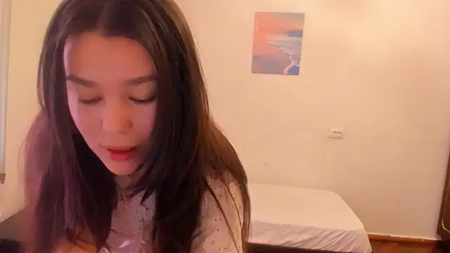 LunaXmii online show from 03/08/25, 05:59