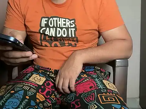 sexyboy09 online show from 05/13/26, 09:22
