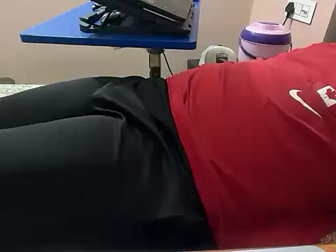 sexyboy09 online show from 05/28/26, 08:22