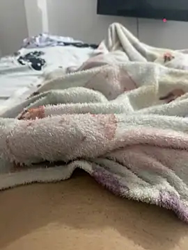 Deim  online show from 04/06/26, 06:14