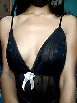 poojaji690 online show from 02/01/25, 05:28