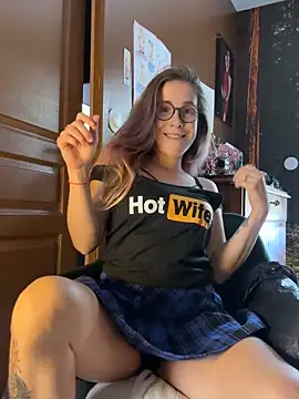 Snapshot of MagdalenaMedusa chatting on 09/09/25, 11:43 MagdalenaMedusa online show from 09/09/25, 11:43