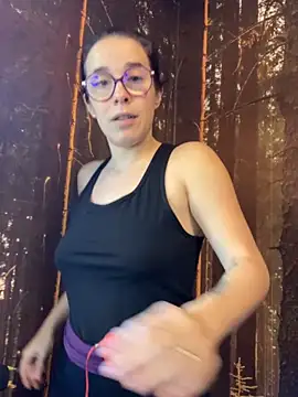 Snapshot of MagdalenaMedusa chatting on 11/04/25, 08:02 MagdalenaMedusa online show from 11/04/25, 08:02