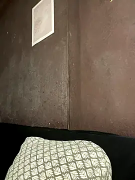 Snapshot of Alisa_Rise chatting on 11/08/25, 10:59 Alisa Rise online show from 11/08/25, 10:59