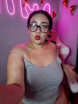 alexxaa96 online show from 01/30/25, 04:34