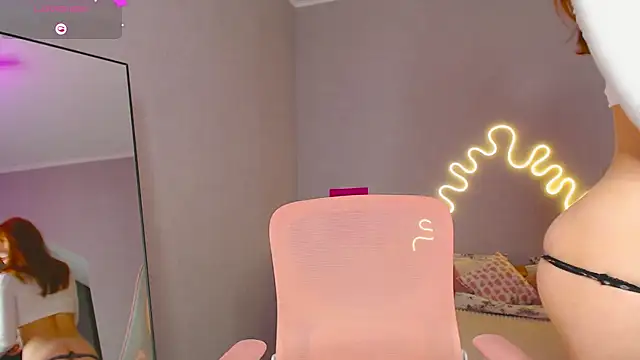 Red  Candy online show from 02/09/25, 05:54